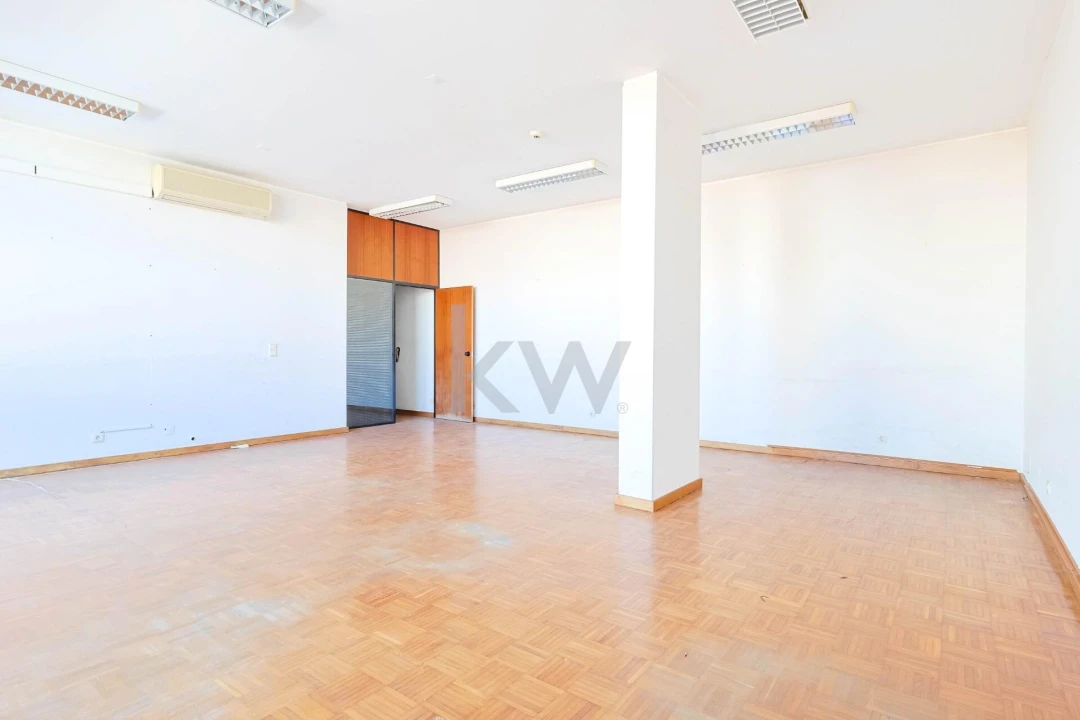 Escritório para Venda em Matosinhos e Leça da Palmeira Foto 2