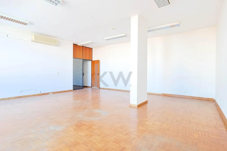 Escritório para Venda em Matosinhos e Leça da Palmeira Foto 2