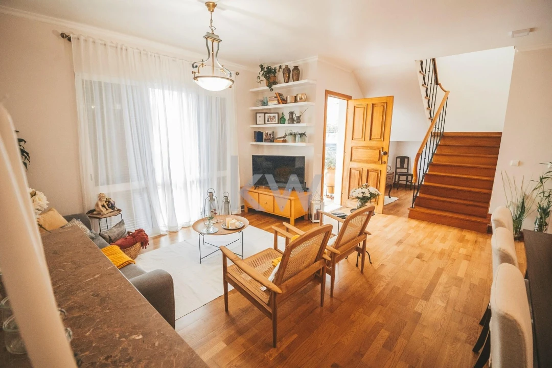 Moradia T4 para Venda em Funchal (São Pedro) Foto 14