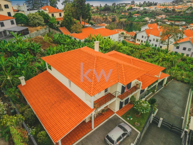 Moradia T4 para Venda em Funchal (São Pedro) Foto 2