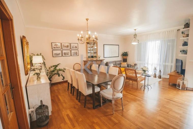 Moradia T4 para Venda em Funchal (São Pedro) Foto 8