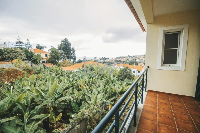 Moradia T4 para Venda em Funchal (São Pedro) Foto 58