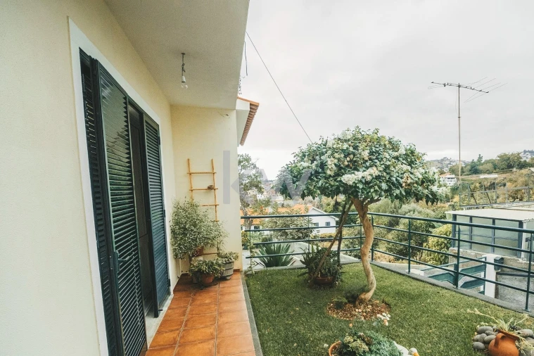 Moradia T4 para Venda em Funchal (São Pedro) Foto 84