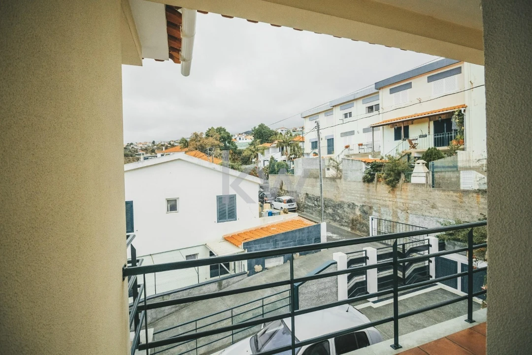 Moradia T4 para Venda em Funchal (São Pedro) Foto 74