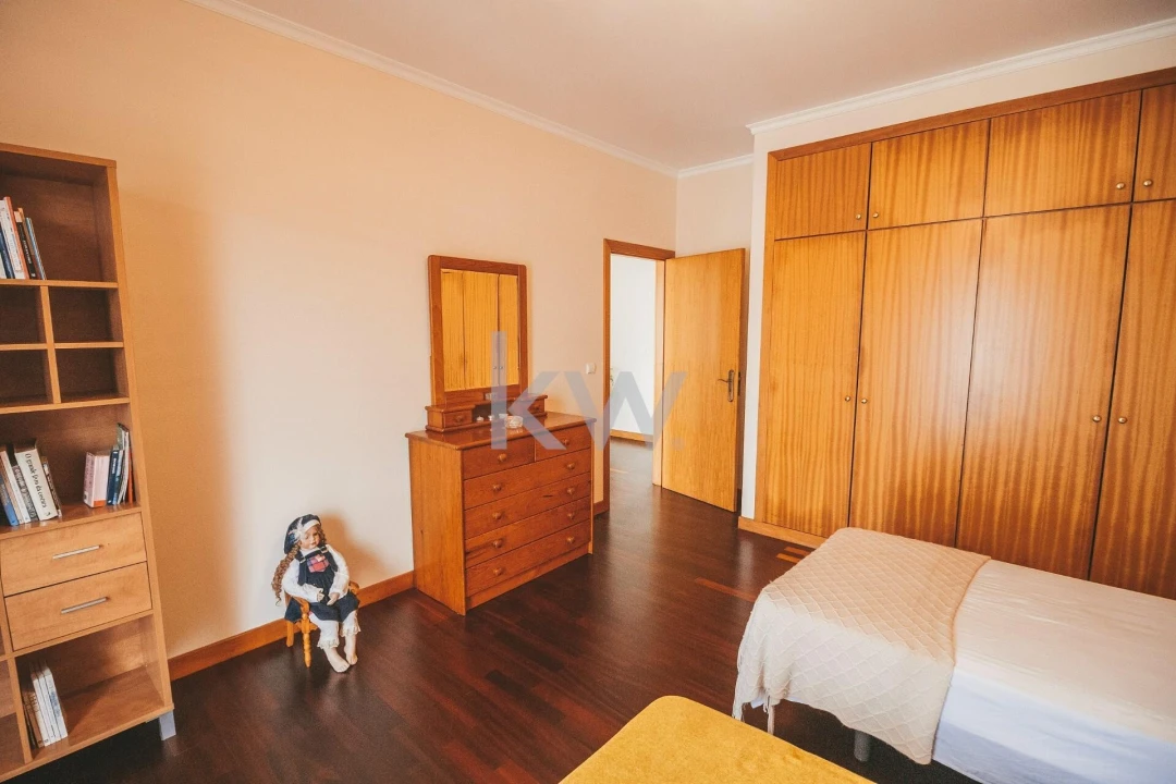 Moradia T4 para Venda em Funchal (São Pedro) Foto 46