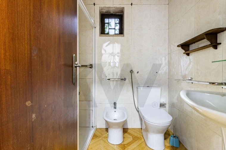 Moradia T2 para Venda em Macieira de Sarnes Foto 10