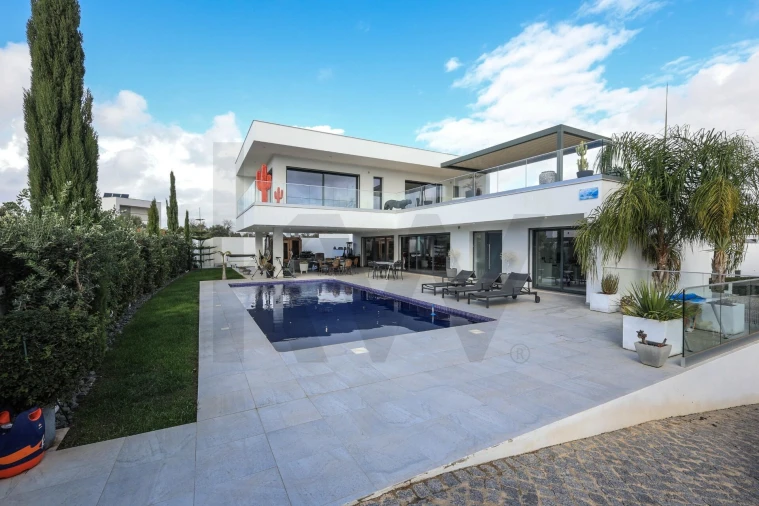 Moradia T3 para Venda em Alcantarilha e Pêra Foto 8