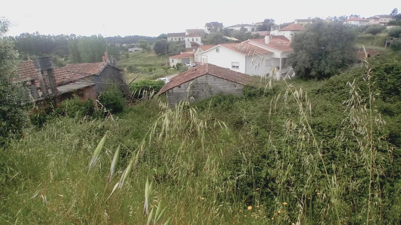 Moradia T3 para Venda em Vinha da Rainha Foto 8