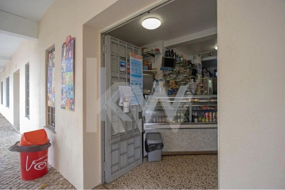 Loja para Venda em Oeiras e São Julião da Barra, Paço de Arcos e Caxias Foto 11