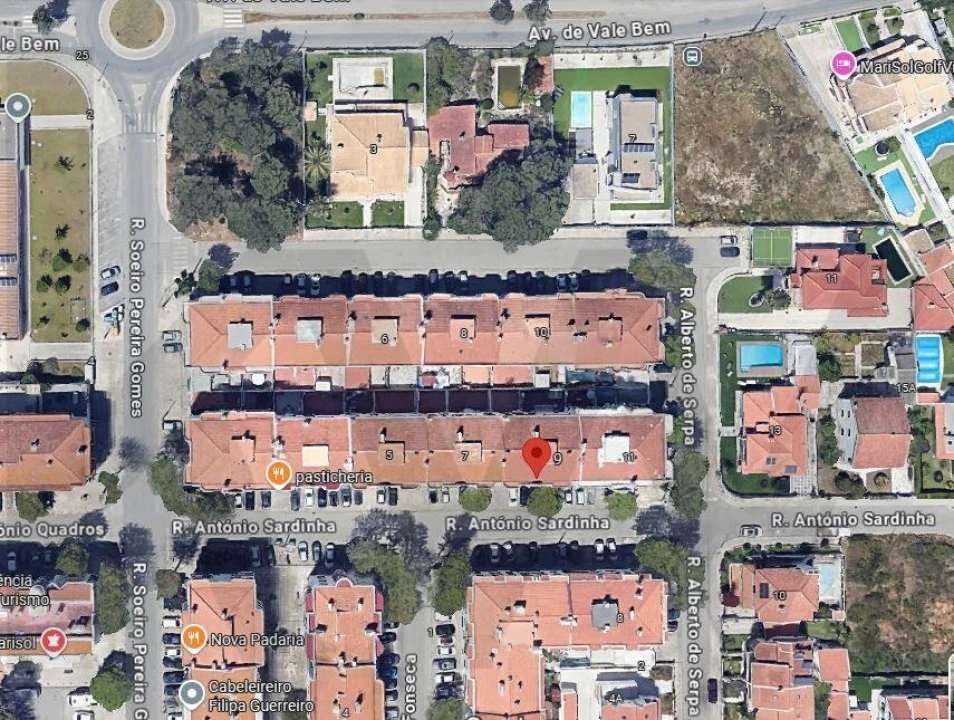 Apartamento T3 para Venda em Charneca de Caparica e Sobreda Foto 14