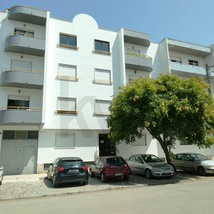 Apartamento T3 para Venda em Charneca de Caparica e Sobreda Foto 9