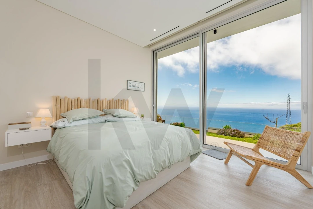 Moradia T4 para Venda em Prazeres Foto 49