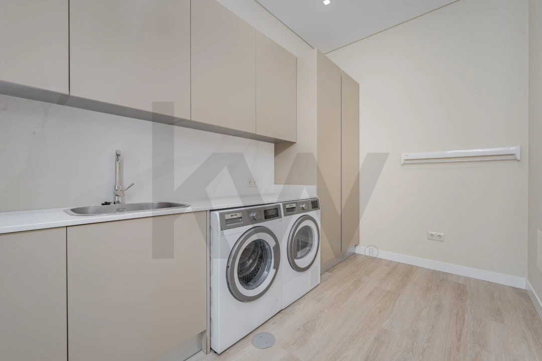 Moradia T4 para Venda em Prazeres Foto 63