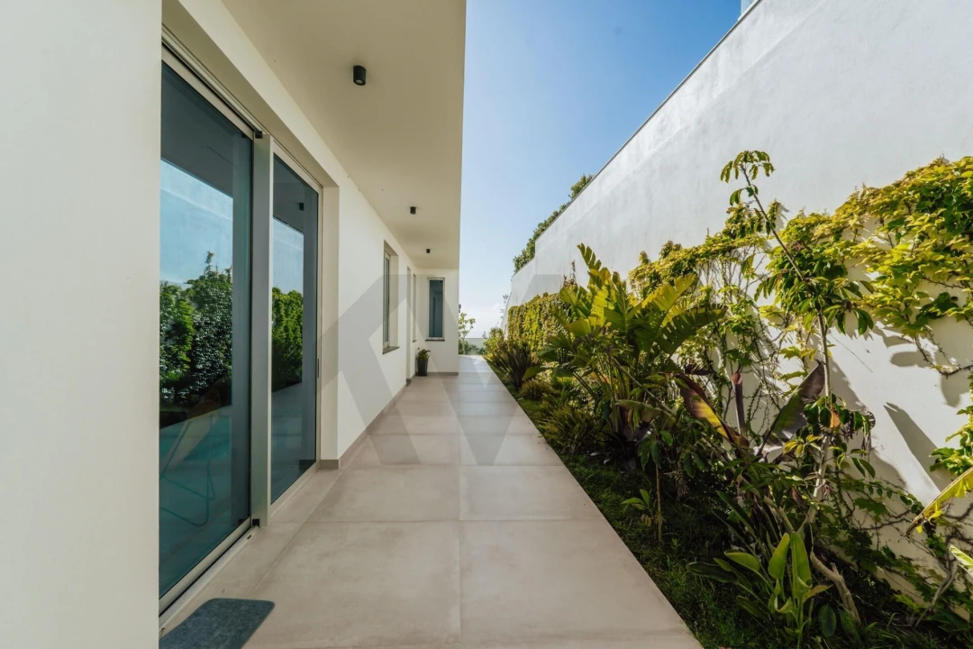 Moradia T4 para Venda em Prazeres Foto 28