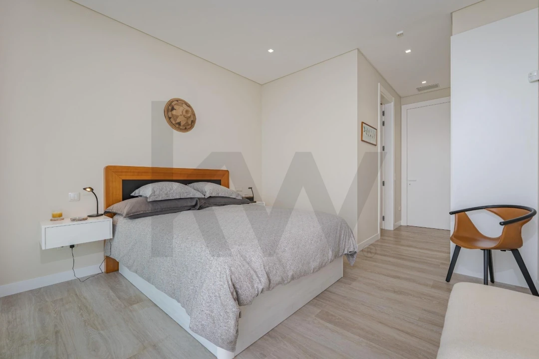 Moradia T4 para Venda em Prazeres Foto 50