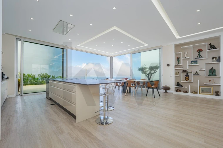 Moradia T4 para Venda em Prazeres Foto 37