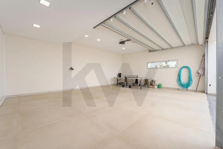 Moradia T4 para Venda em Prazeres Foto 61