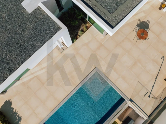 Moradia T4 para Venda em Prazeres Foto 14