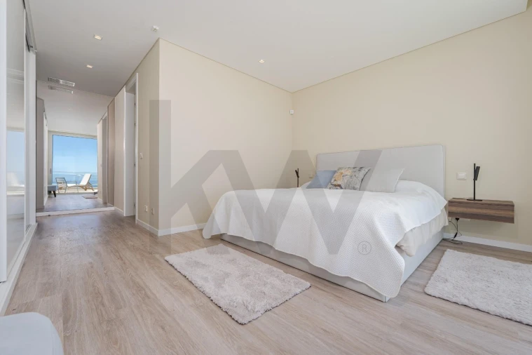 Moradia T4 para Venda em Prazeres Foto 52