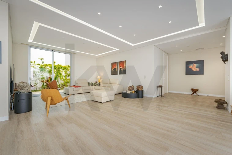 Moradia T4 para Venda em Prazeres Foto 42