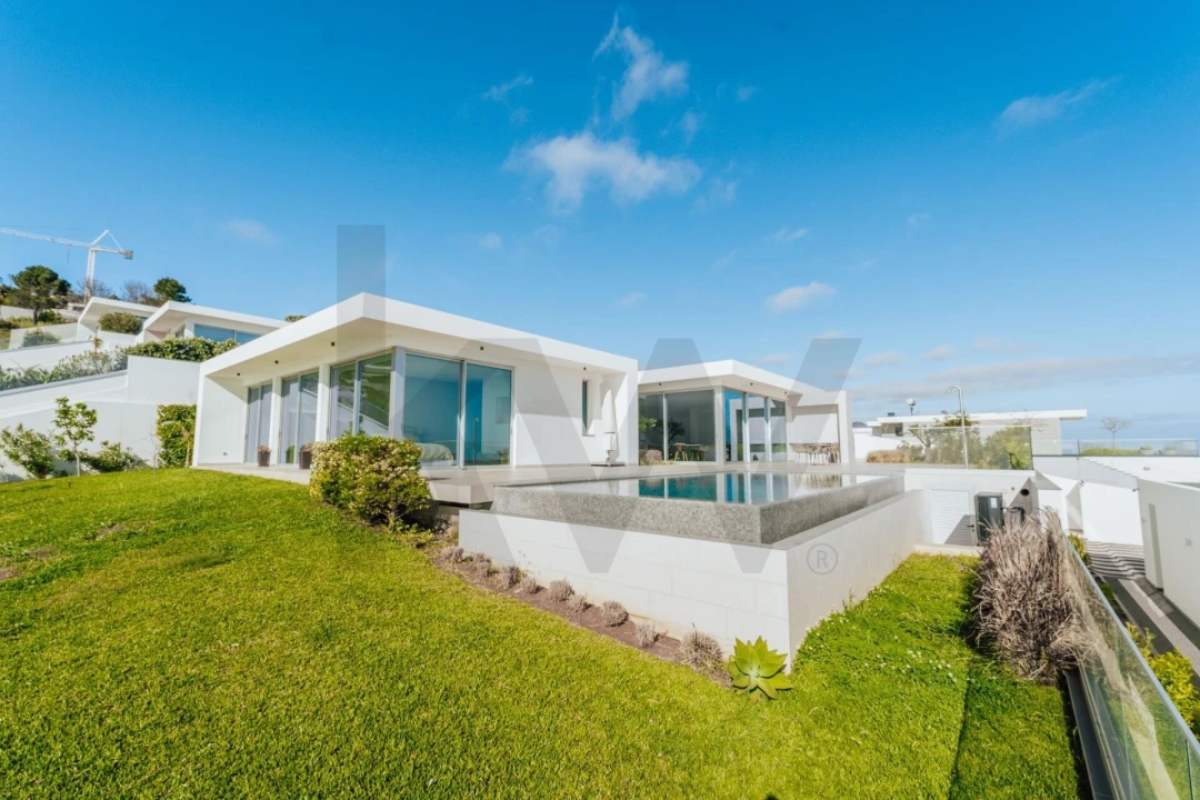 Moradia T4 para Venda em Prazeres Foto 19