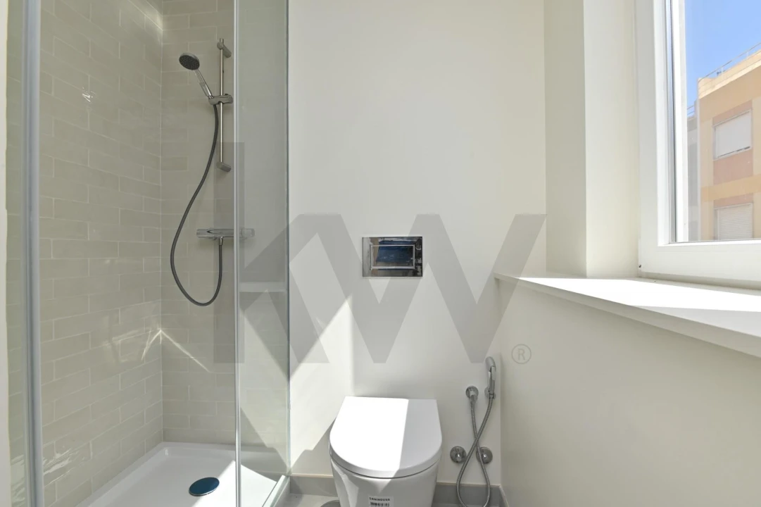 Moradia T3 para Arrendamento em Beato Foto 15