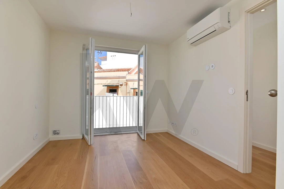 Moradia T3 para Arrendamento em Beato Foto 11