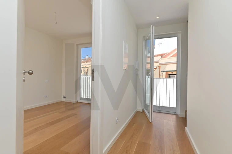 Moradia T3 para Arrendamento em Beato Foto 16