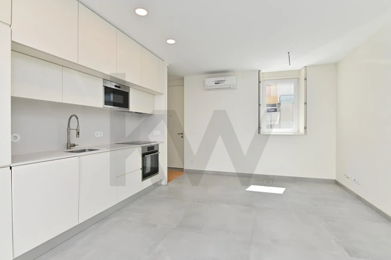 Moradia T3 para Arrendamento em Beato Foto 6