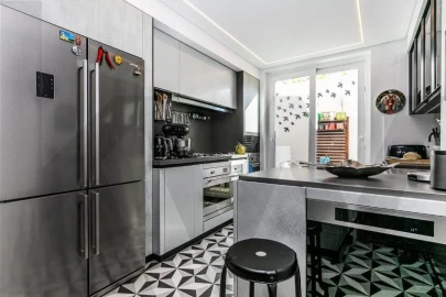 Moradia T4 para Venda em Campolide