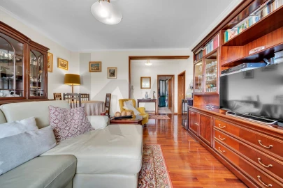 Apartamento T3 para Venda em Caniço