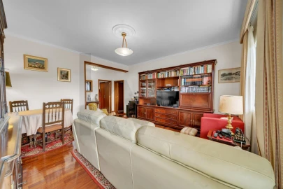 Apartamento T3 para Venda em Caniço
