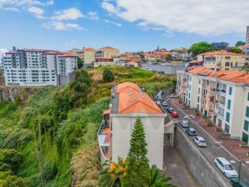 Apartamento T3 para Venda em Caniço