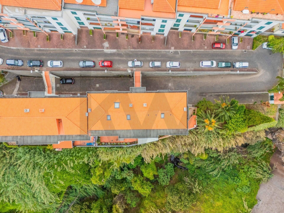 Apartamento T3 para Venda em Caniço Foto 30