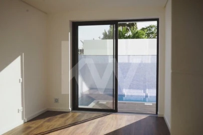 Moradia T3 para Venda em Moncarapacho e Fuseta