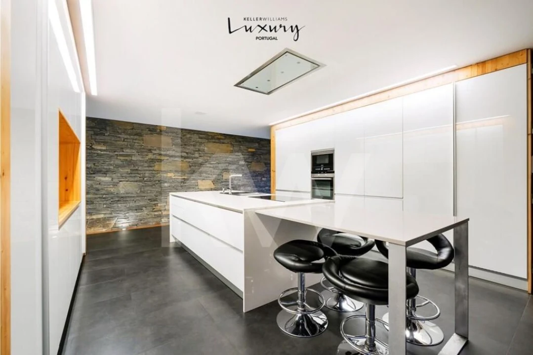 Moradia T4 para Venda em Lobão, Gião, Louredo e Guisande Foto 15