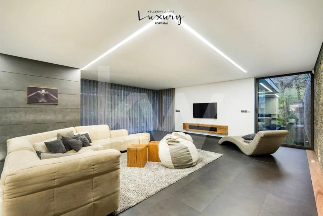 Moradia T4 para Venda em Lobão, Gião, Louredo e Guisande Foto 8