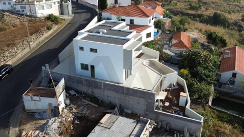 Moradia T3 para Venda em Caniço