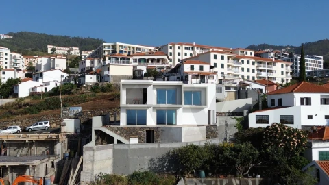 Moradia T3 para Venda em Caniço