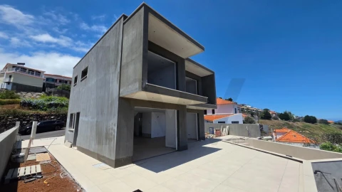 Moradia T3 para Venda em Caniço