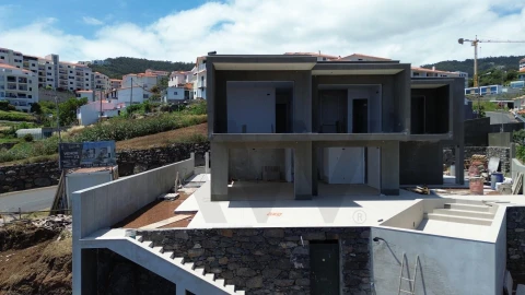 Moradia T3 para Venda em Caniço