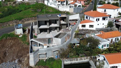 Moradia T3 para Venda em Caniço
