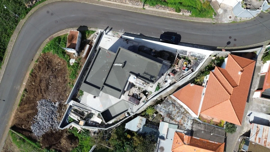 Moradia T3 para Venda em Caniço Foto 29