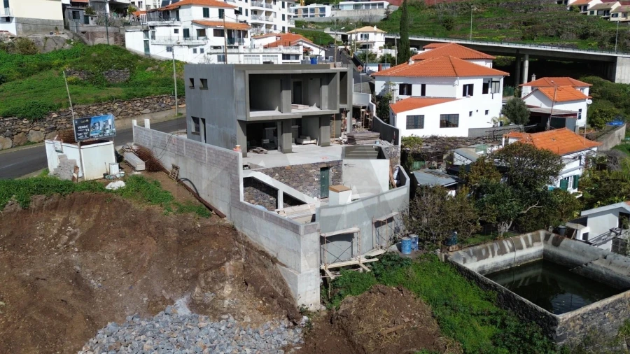 Moradia T3 para Venda em Caniço Foto 24