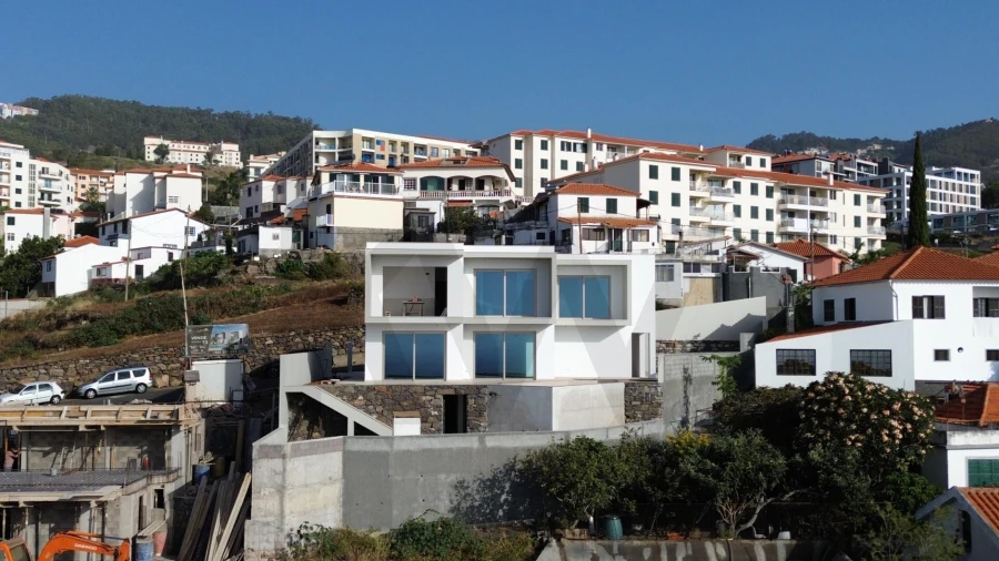 Moradia T3 para Venda em Caniço Foto 33