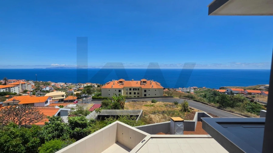 Moradia T3 para Venda em Caniço Foto 35