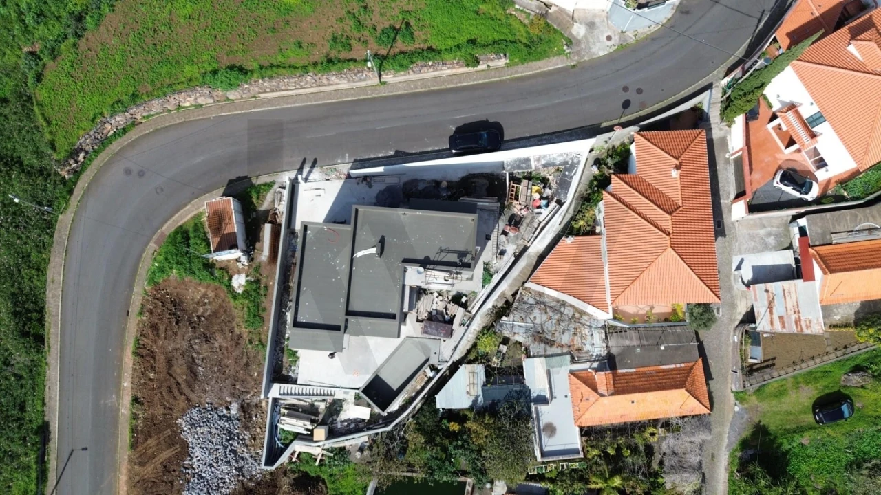 Moradia T3 para Venda em Caniço Foto 30