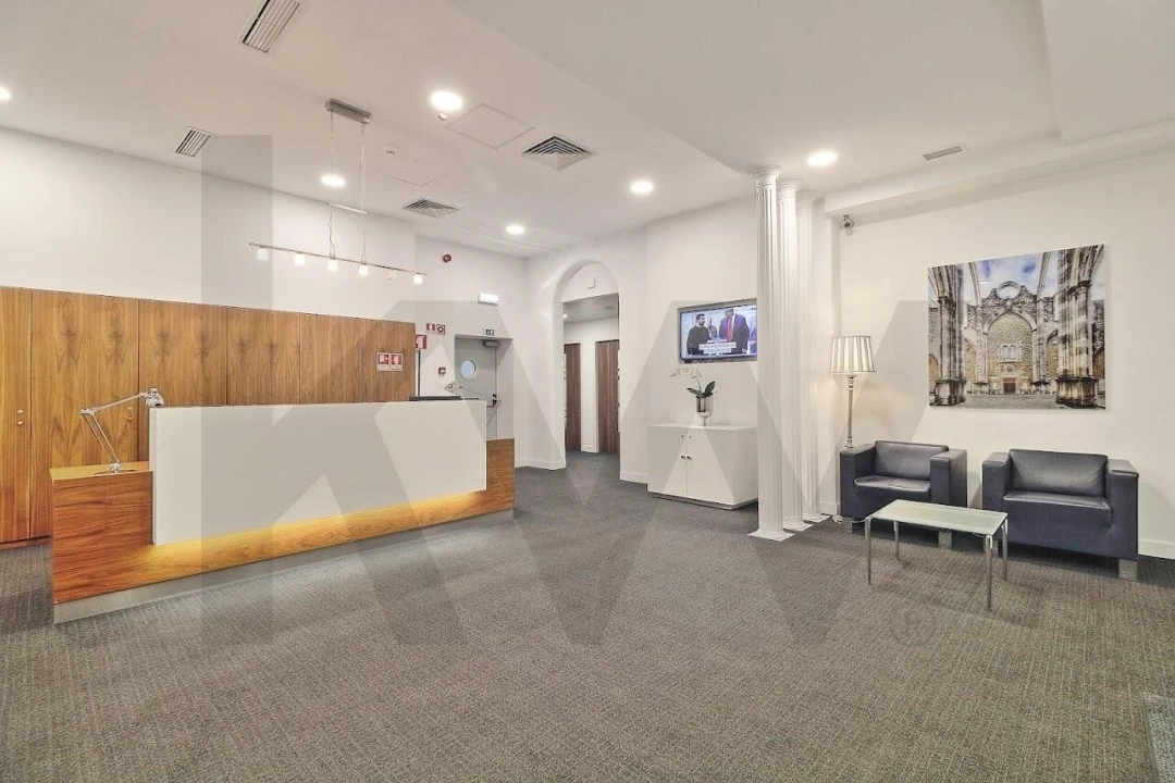 Escritório para Arrendamento em Santa Maria Maior Foto 7