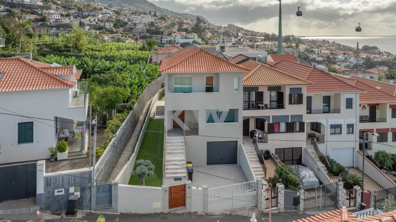 Moradia T5 para Venda em Funchal (Santa Luzia) Foto 50