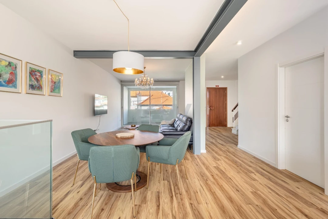 Moradia T5 para Venda em Funchal (Santa Luzia) Foto 8